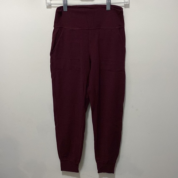 Lululemon Align Joggers 4 - Picture 2 of 5